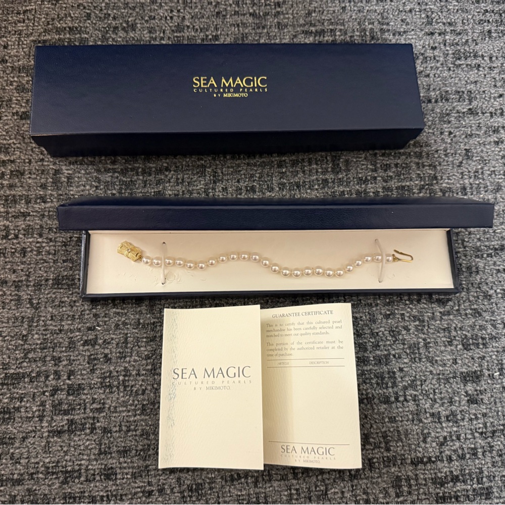 Mikimoto Sea Magic Pearl Bracelet with 14k diamond Clasp